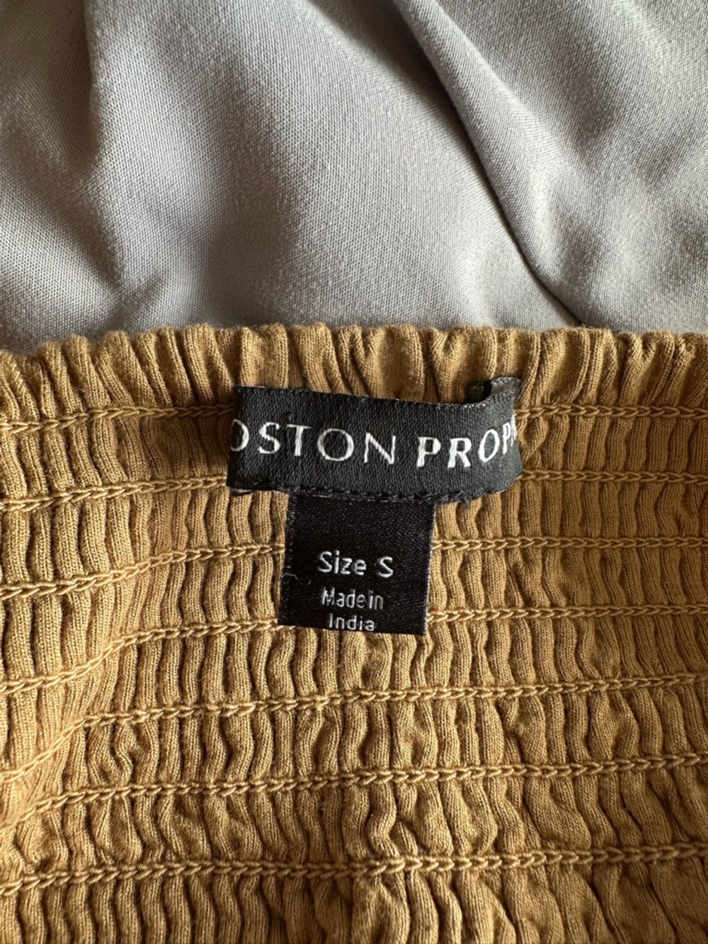 Boston Proper Gold Crochet-Trim Sequined Tank Top NWOT - Picture 4 of 5